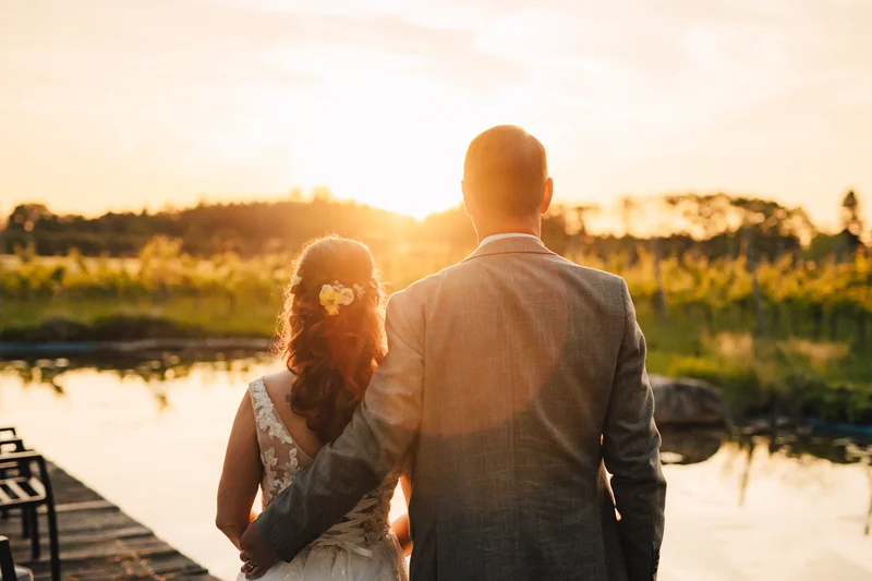 RawmanPictures - Sebastian Schiefermayr | Hochzeit Traude & Gerhard | Hochzeitsfotografie im Sonnenuntergang: Romantische Momente perfekt eingefangen.