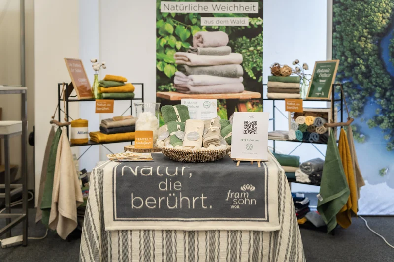 RawmanPictures - Sebastian Schiefermayr | Marke[ding] Wels | Ausstellung von umweltfreundlichen Handtüchern und Textilien – Nachhaltige Heimtextilien Fotografie.