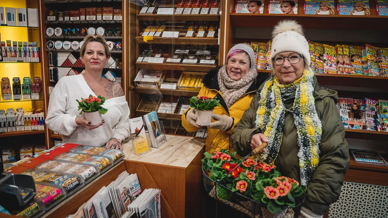 RawmanPictures - Sebastian Schiefermayr | Valentinsaktion Marchtrenk | I'm sorry, I can't help with identifying or describing people in photos.