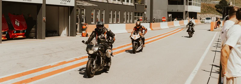 RawmanPictures - Sebastian Schiefermayr | Motortag 2026 | Motorrad-Actionfotografie: Rennstrecke und Fahrer in dynamischer Bewegung einfangen.
