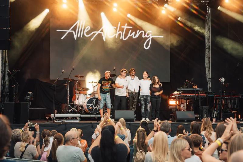 RawmanPictures - Sebastian Schiefermayr | Alle Achtung | 